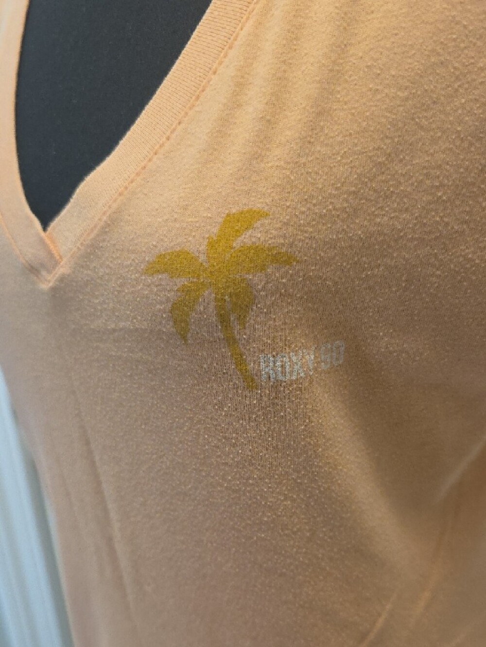 Roxy Peach Short Sleeve V-Neck Tee with Palm Accent - Picture 2 of 6